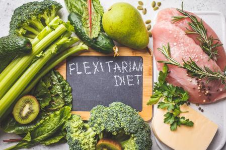 La dieta flexitariana se basa en vegetales, frutos,y en menor catidad carne y queso