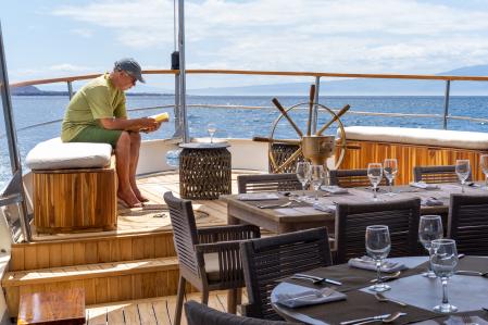 La zona de la cubierta del comedor exterior