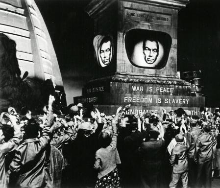 Una imagen de la película '1984' de Michael Anderson, a partir de la novela de George Orwell.