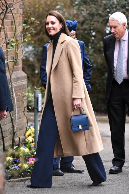 La princesa de Gales llega a su visita al Oxford House Nursing Home