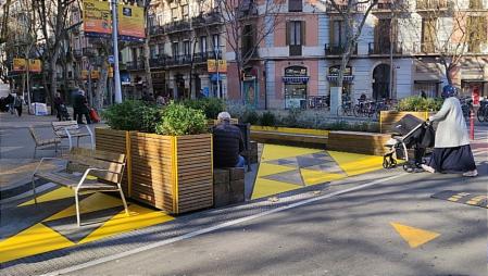 La pintura del urbanismo táctico de Barcelona.