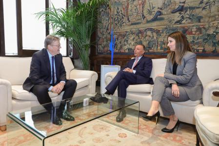 Ximo Puig, Salvador Navarro y Esther Gilabert, este jueves en la reunión que han celebrado sobre el Día de la Empresa