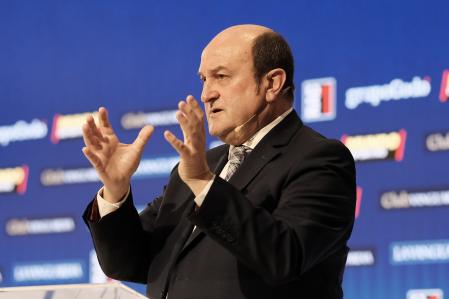 Conferencia Andoni Ortuzar Un horizonte posible para el reconocimiento nacional de Catalunya y Euskadi