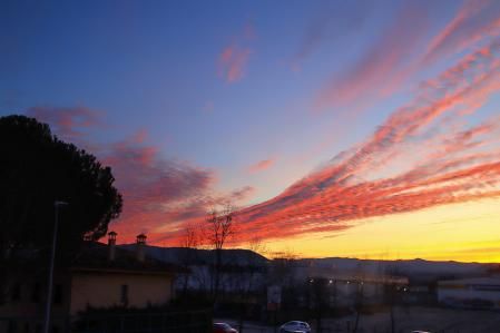 Puesta de sol en la Fàbrica del Sucre de Vic.