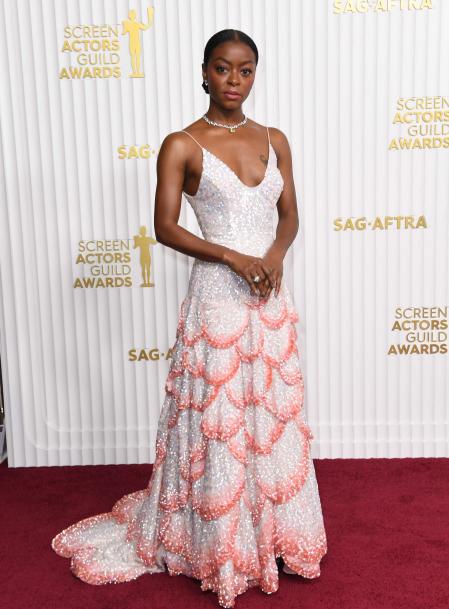 Danielle Deadwyler en la alfombra roja de los SAG Awards
