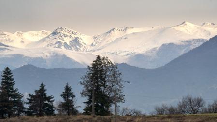 Vista del Puigmal nevado.