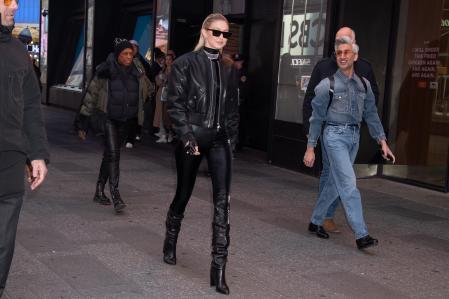 Gigi Hadid durante la promoción del programa en Times Square