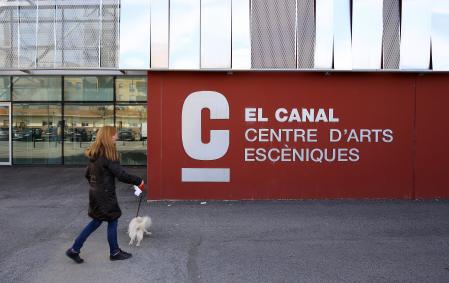 SALT 30/01/2015 EL CENTRE D'ARTS ESCENIQUES EL CANAL DE SALT TEATRE TEATRO QUE TINDRA UNA NOVA DIRECCIO I PROGRAMACIO CENTRO ARTES ESCENICAS ( AGUSTI ENSESA - LV )