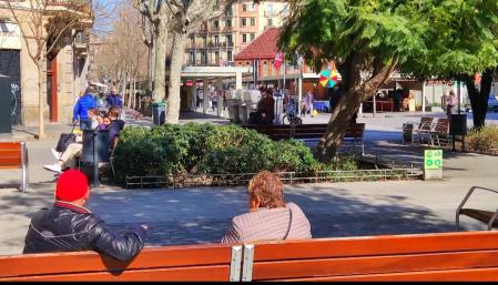 La plaza Concha Pérez Collado del barrio de Sant Antoni.