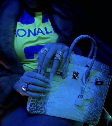 Georgina presume de su