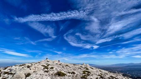 La ruta de los peñones de la Sierra de Huétor.