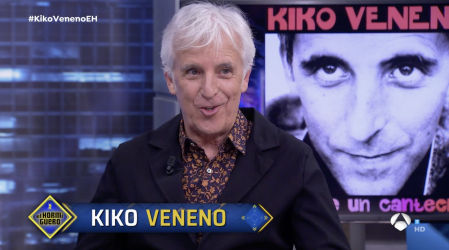 El artista ha dado a conocer su documental ‘Un día Lobo López’ que se adentra en el contexto vital que marcó la creación del álbum ‘Échate un cantecito’.