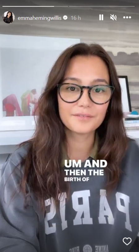 La esposa de Bruce Willis, visiblemente emocionada en un nuevo video sobre su marido