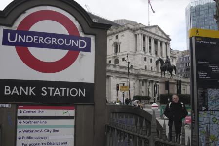 Sede del Banco de Inglaterra y su estación, en Londres