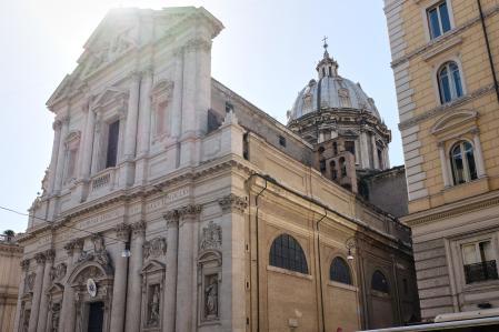La iglesia del Gesù fue la primera jesuita de Roma y es uno de los ejemplos más destacados del arte barroco romano