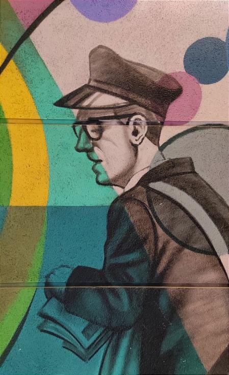 Grafiti del cartero en una finca del Eixample.