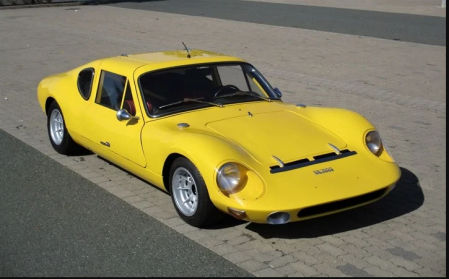 En 1969, con la excusa de celebrar el 20° aniversario de Alemania Oriental, elaboró una cupé biplaza