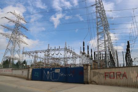 La estación de Fecsa, que causa una cicatriz urbanística en Sant Boi de Llobregat