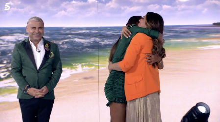 Katerina y Raquel Bollo se encuentran por primera vez en persona: así ha sido el momento en el plató de 'Supervivientes'