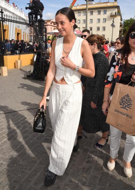 Victoria Federica con su look de Mango en Sevilla