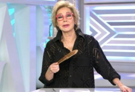 Ana Rosa Quintana sorprende con un abanico