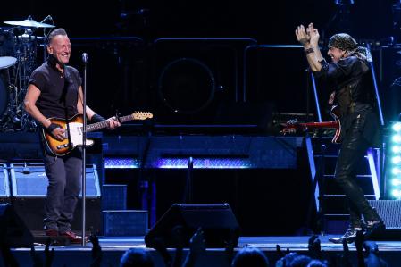 NEW YORK, NEW YORK - APRIL 03: Bruce Springsteen (L) and Steven Van Zandt performs at Barclays Center on April 03, 2023 in New York City.   Mike Coppola/Getty Images/AFP (Photo by Mike Coppola / GETTY IMAGES NORTH AMERICA / Getty Images via AFP)