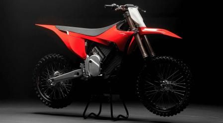 Varg, la enérgica moto eléctrica con la que disfrutar de aventuras camperas.