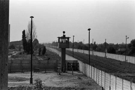 Views of the Berlin Wall, Germany, 7th August 1986