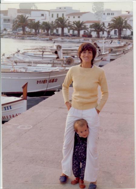 Queta Xampeny con su madre, Blanca Haendler.