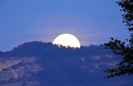 Luna llena de las flores en Sant Martí Xic.