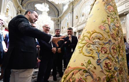Ribó, este martes en un encuentro por los actos del centenario de coronación de la Virgen de los Desamparados