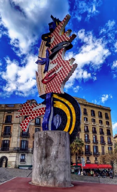 La escultura 'Cara de Barcelona', de Roy Lichtenstein.