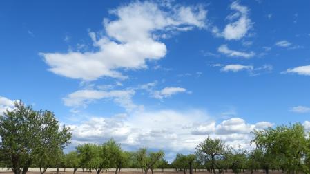 Reto visual. ¿Ves la letra V entres las nubes?