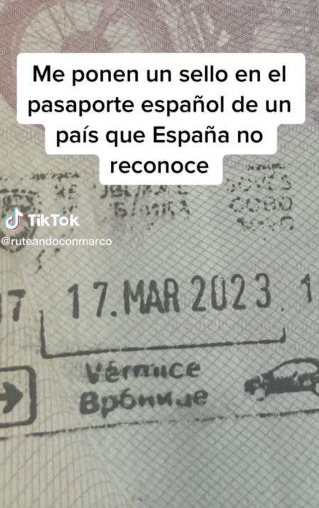 España no reconoce dicho estado que declaró su independencia en 2008