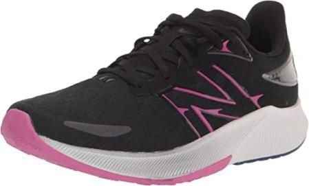 New Balance FuelCell Propel V3