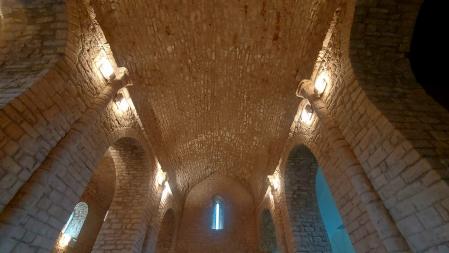 Vista del techo del interior del monesterio de Sant Llorenç prop Bagà.