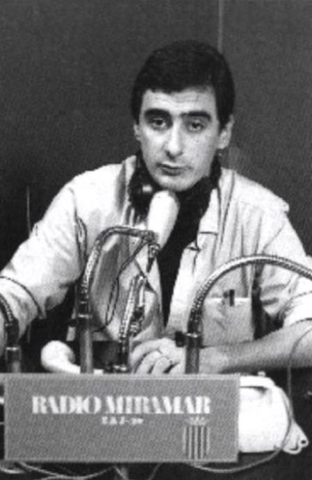 Un Joven Carlos Herrera en Radio Miramar.