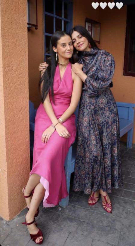 Victoria Federica junto a María García de Jaime en la boda de su amiga