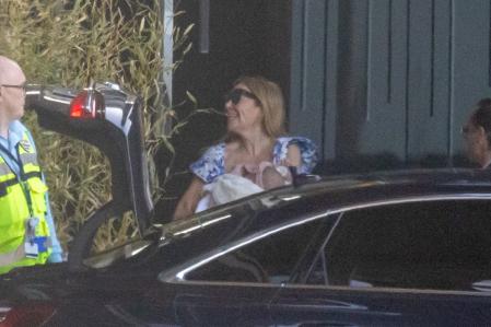 Ana Obregón y la pequeña Ana Sandra llegan a España