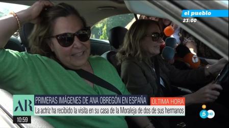 Celia y Amalia Obregón visitan a la pequeña Ana Sandra