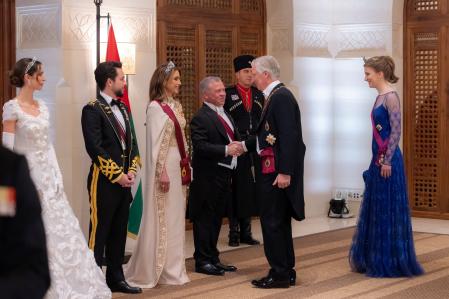 Jordan's King Abdullah II, Queen Rania, Crown Prince Hussein and Rajwa Al Saif greet Princess Elisabeth, Duchess of Brabant and King Philippe on the day of the royal wedding of Jordan's Crown Prince Hussein and Rajwa Al Saif, in Amman, Jordan, June 1, 2023. Royal Hashemite Court (RHC)/Handout via REUTERS ATTENTION EDITORS - THIS IMAGE WAS PROVIDED BY A THIRD PARTY.
