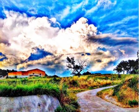 Primavera de las nubes en el Berguedà.