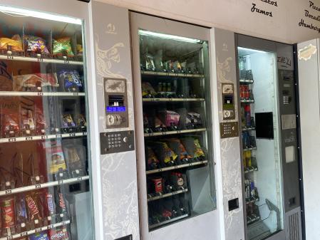 Una máquina de vending en la ciudad de València, esta semana