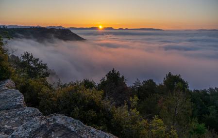 Sale el sol por Cabrera.