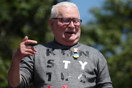 Former Polish President and Peace Nobel Prize laureate Lech Walesa takes part in the march on the 34th anniversary of the first democratic elections in postwar Poland, in Warsaw, Poland, June 4, 2023. REUTERS/Kacper Pempel