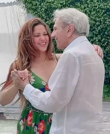 Shakira siempre ha estado muy unida a su padre.