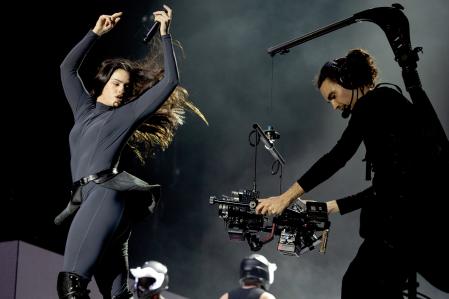 Rosalía, durante su actuación en el Primavera Sound, en Barcelona