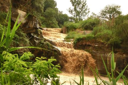 Tromba de agua en el Salt del Cabrit.