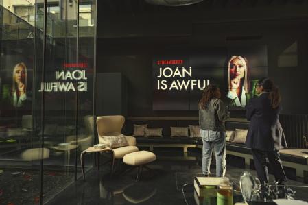 En el universo de 'Black Mirror', Netflix se llama Streamberry.