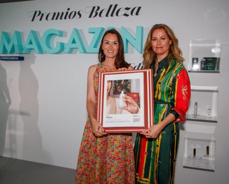 Recoge Beatriz Cossío y Belén Domecq